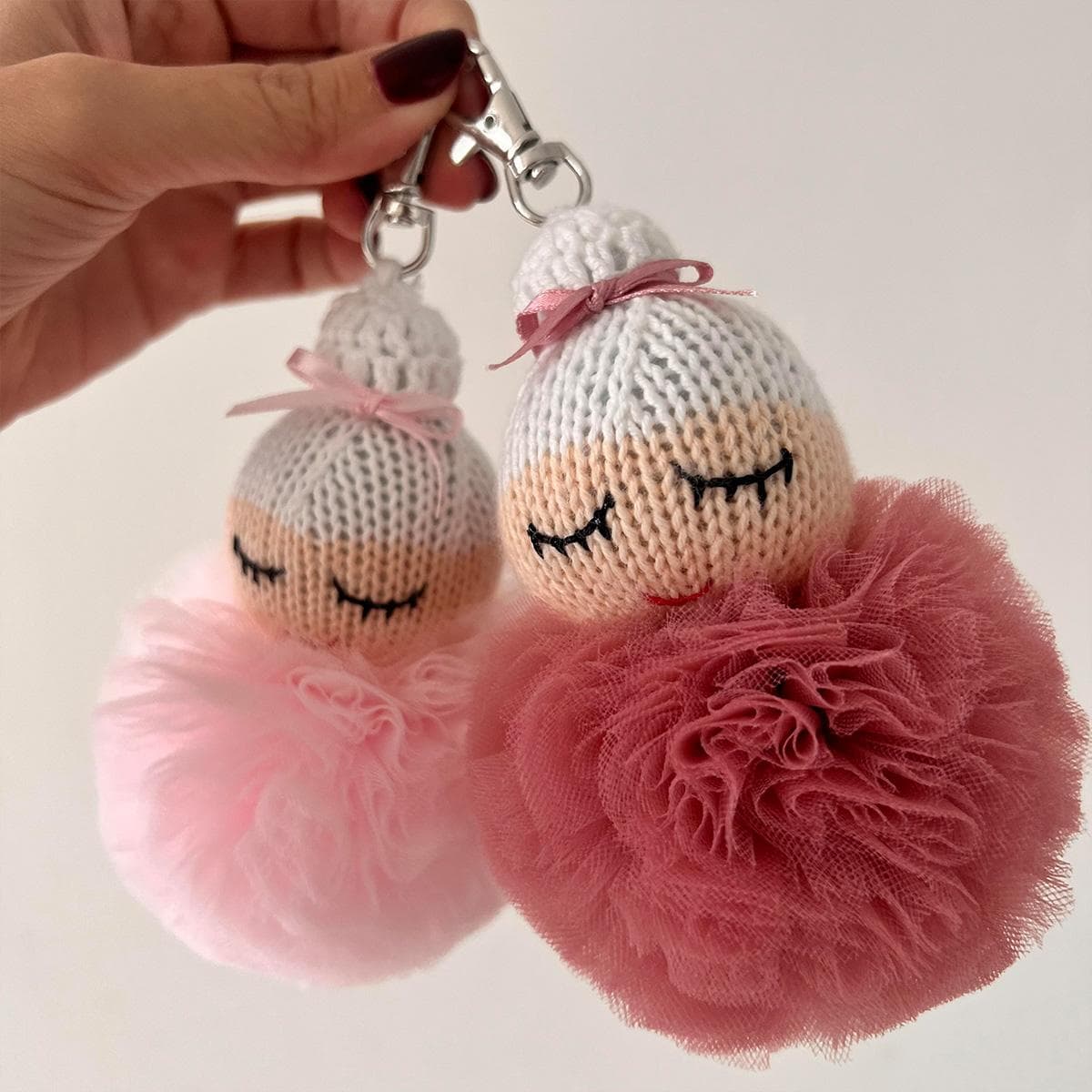 Key chain doll available in 3 colors